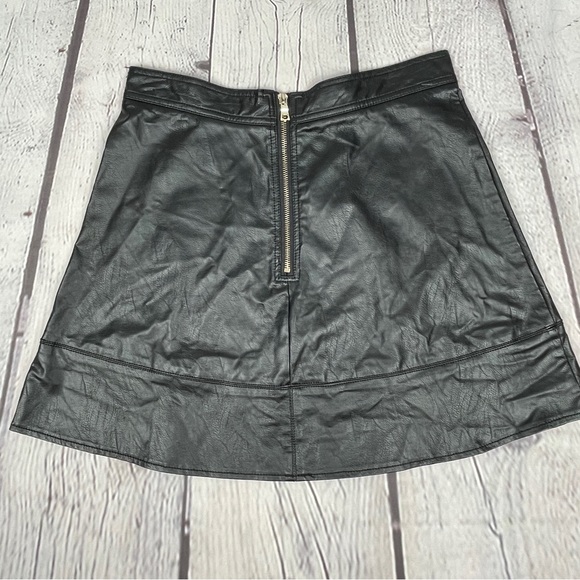 REWASH black faux vegan leather A-line mini skirt, size M - Picture 7 of 10